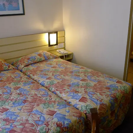 Le Pigalle Hotel 4*