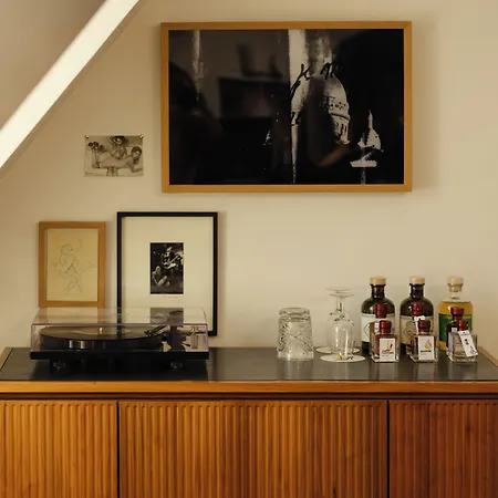 Le Pigalle, A Member Of Design Paris