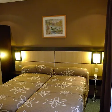 Le Pigalle, A Member Of Design