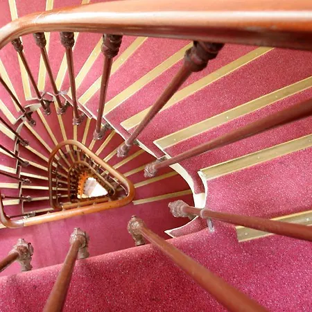 Le Pigalle, A Member Of Design Paris