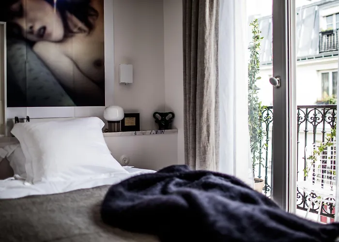 Hotel Le Pigalle, A Member Of Design Parigi