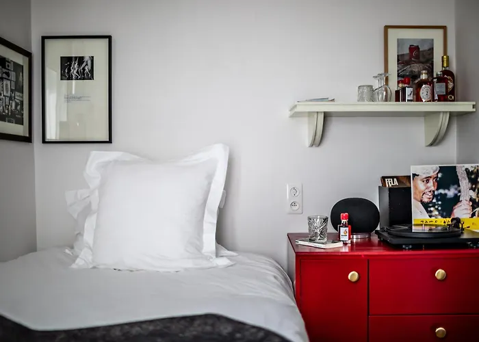 Hotel Le Pigalle, A Member Of Design Parigi