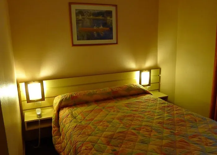 Hotel Le Pigalle, A Member Of Design Parigi