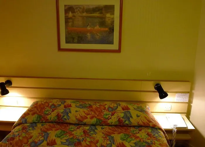 Hotel Le Pigalle, A Member Of Design Parigi